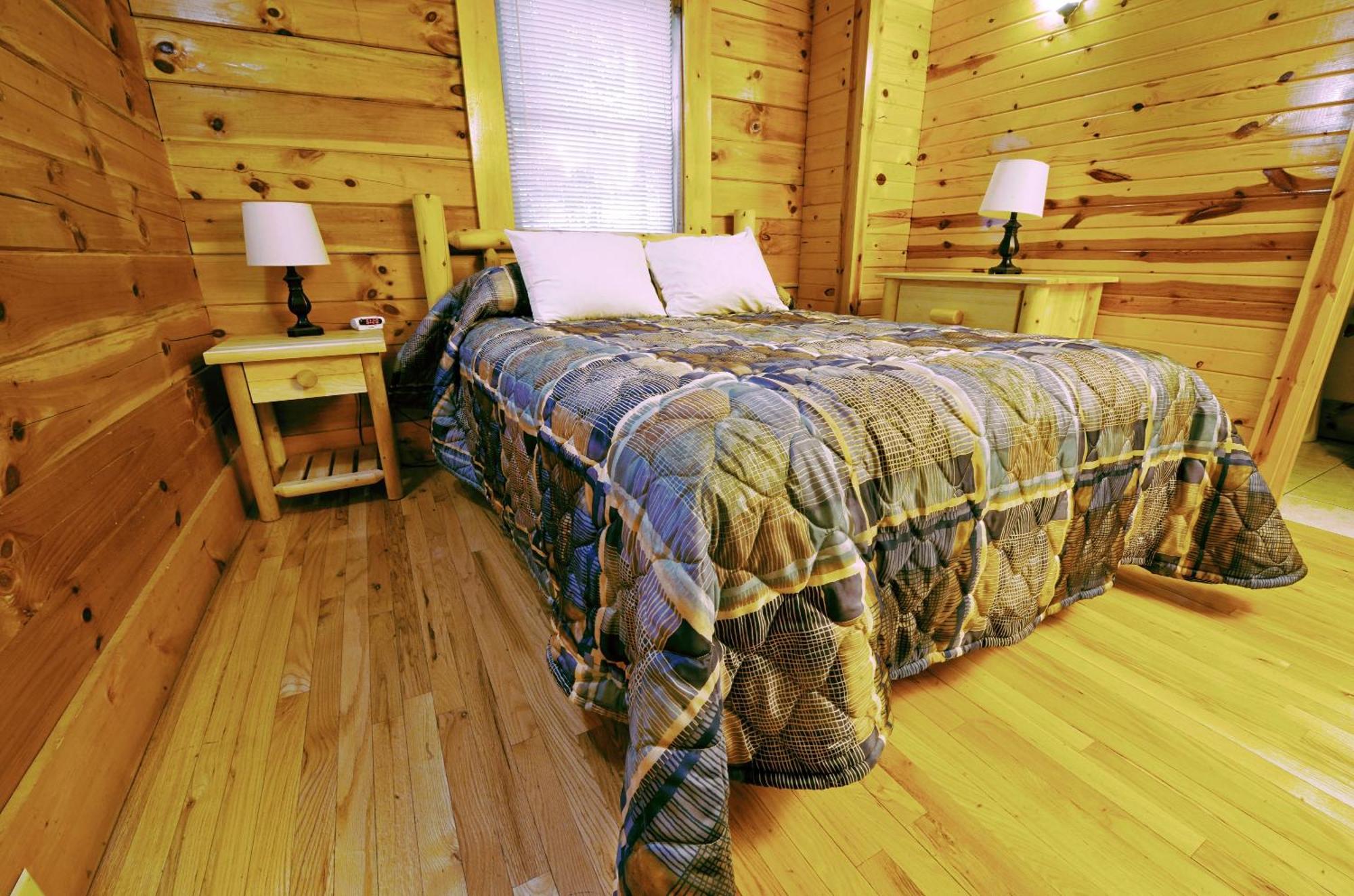 The Cabins At Pine Haven - Beckley Beaver Екстер'єр фото